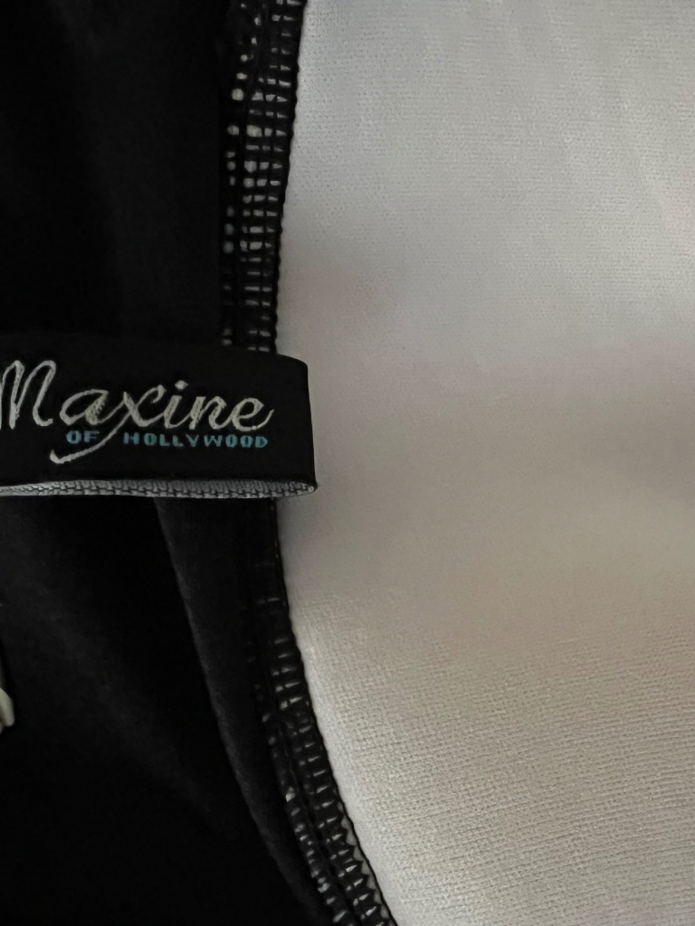 MAXINE of Hollywood Retro Floral Over The Shoulder Shirred Tankini Swimsuit Top - Picture 4 of 4